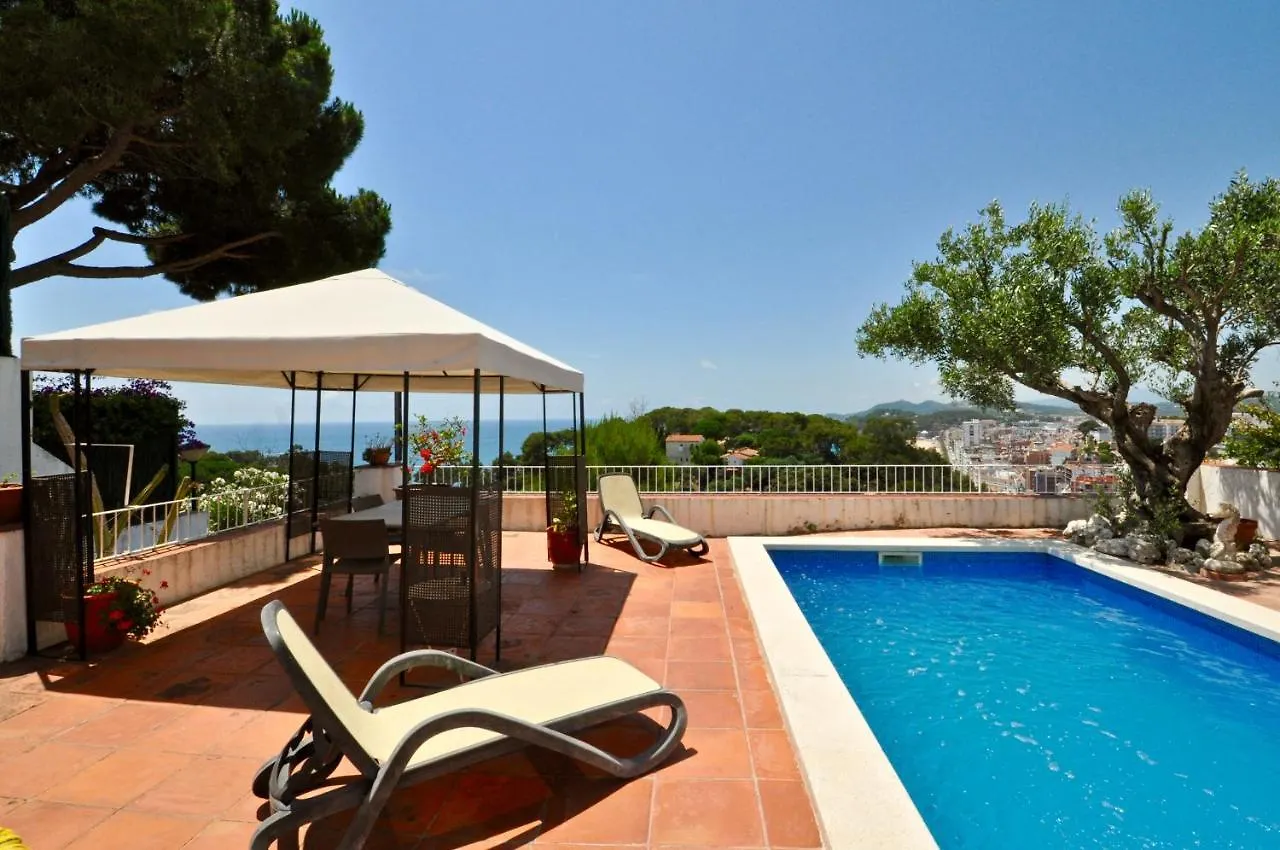 Villa Cala Trons Lloret de Mar